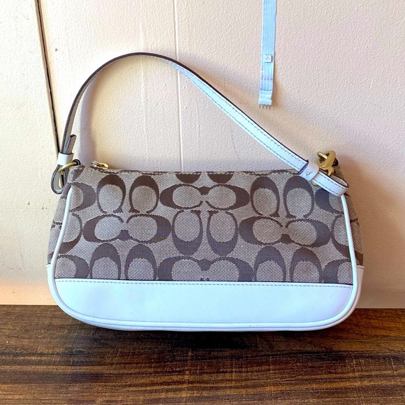Coach Jacquard Signature CC Demi Purse, Baguette - Picture 1 of 8